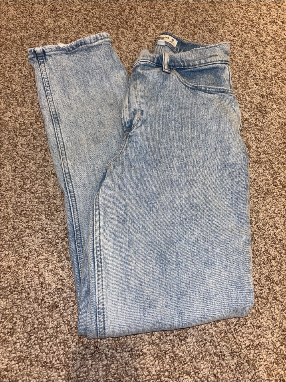 Abercrombie & Fitch Curve Love ’90s Straight Ultra High Rise Jeans Size 26